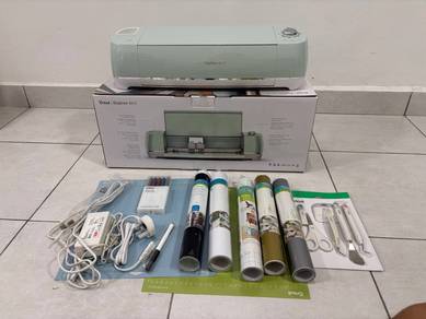 Cricut Explore Air 2 Essential Materials Bundle