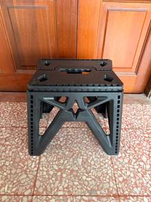 Bangku Plastik Lipat / Portable Stool