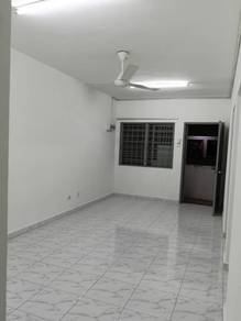Apartment For Rent in Pangsapuri Teratai (Cheras)