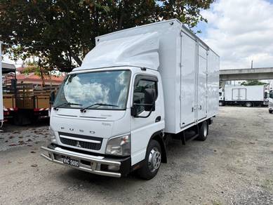 Mitsubishi Fuso FE85PG 3 Ton 17 Kaki Box Tail Lift
