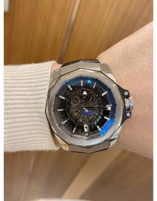 Corum Admiral’s Cup Skeleton Automatic Movement