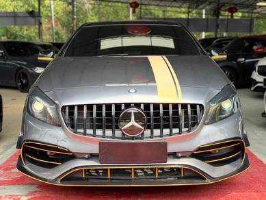Mercedes Benz A180 180 AMG TURBO (CBU) in Desa Petaling, KUL