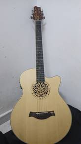 gitar akustik