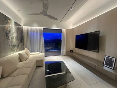 Condominium in Lumina Residence @ Georgetown