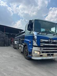Hino 700 FR1A Tanker Rebuild Unregistered