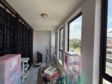 Semi-Detached House For Sale in Kuching,SWK