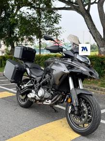 Benelli TRK 502 LE