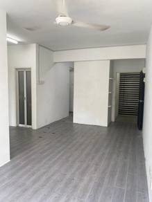 Apartment For Rent in Skyridge Apartment