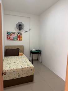 Room in Ulu Tiram, JHR