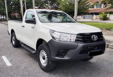 Toyota Hilux VNT in Alma, PNG
