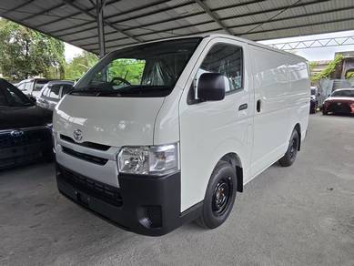 Toyota Hiace PANEL VAN in Bandar Mahkota Cheras, SGR