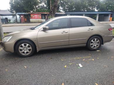 Honda Accord VTi in Ampang Hilir, KUL