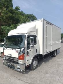 Isuzu NPR PRO 
