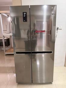 LG 626L Side-by-Side Refrigerator