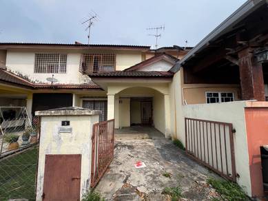 2-storey Terraced House For Sale in Banting,SGR