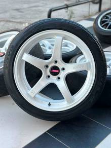 Gramlight 18 inch sportrim Golf jetta civic lancer