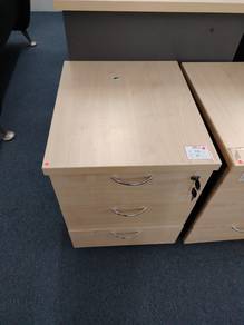 Maple Wooden Mobile Pedestal TD535