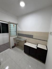 Apartment For Rent in Taman Bukit Erskine