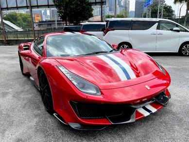 Ferrari 488 PISTA in Bukit Bintang, KUL