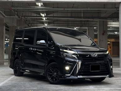 Toyota Voxy ZS KIRAMEKI II in Johor Bahru, JHR