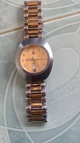 Jam Rado 