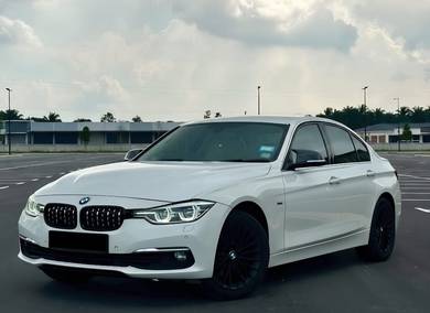 BMW 318i 18i LUXURY (CKD) in Johor Bahru, JHR