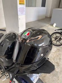 Pista GP RR Glossy Black Carbon