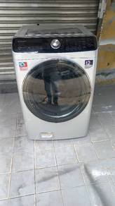 Daewoo front load washing machine hot washer 13.0