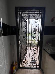 Grille pintu / grill door gate - wrought iron