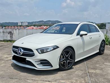 Mercedes Benz A35 35 AMG in Bandar Puteri Puchong, SGR