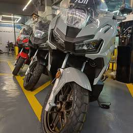 Honda ADV 160