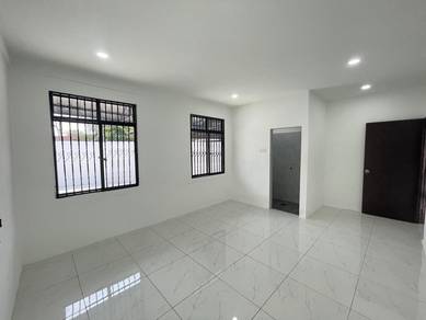 Semi-Detached House For Sale in Juru,PNG