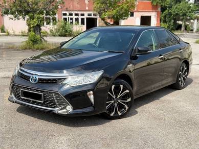 2017 Toyota Camry HYBRID LUXURY