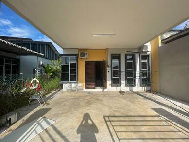 Room in Kuantan, PHG