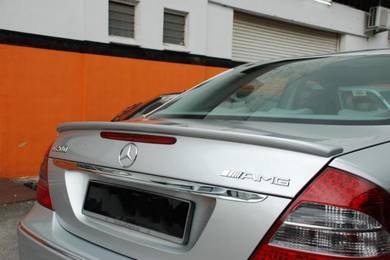 Mercedes W211 AMG Trunk Spoiler ABS / Taiwan