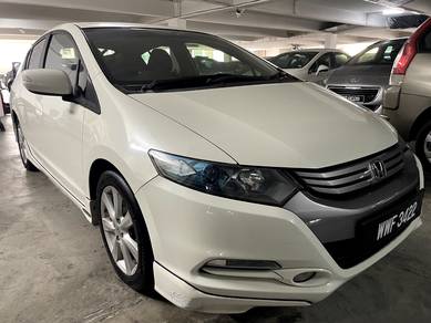 Honda Insight (HYBRID) in Puchong, SGR