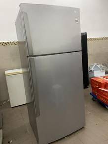 Huge LG Big Freezer Fridge Refrigerator Peti Ais