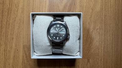 Jam Seiko SRPE51K1