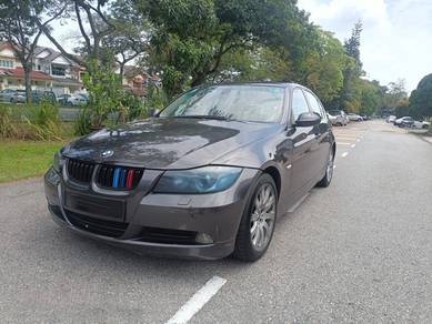 BMW 330Ci 30i (CBU) in Subang Jaya, SGR