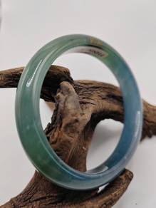 Gelang Jadeite 58.90mmX52.20mm Hijau Kebiruan Ais