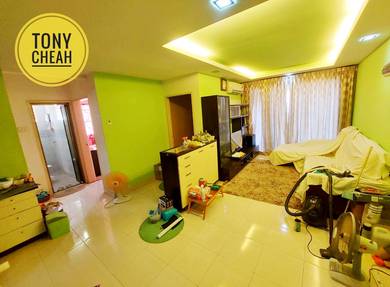 Condominium For Sale in Serina Bay