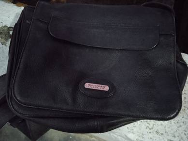 Sachs Leather Massager Bag