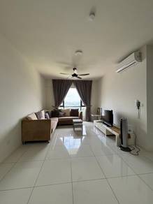Service Residence For Rent in Emerald 9