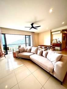 Condominium For Rent in Valencia Residence