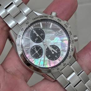 Tag Heuer Carrera CV 201P Mother-of-pearl