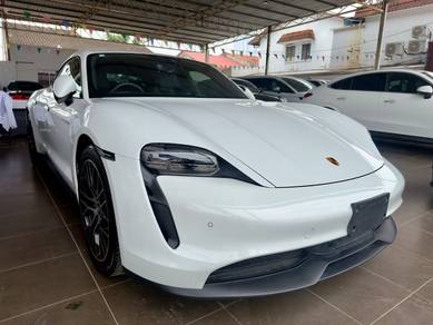 2023 Porsche Taycan -