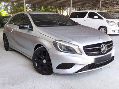 Mercedes Benz A200 200 BlueEFCY (CBU) in Kajang, SGR