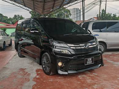 Toyota Vellfire Z GOLDEN EYES in Gombak, KUL