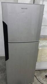 Peti Fridge Sejuk Refrigerator Freezer Panasonic