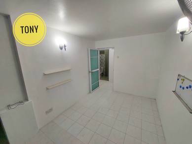 Condominium For Sale in Gambier Heights